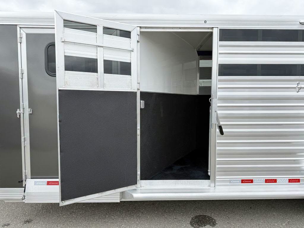 2027 Cimarron Lonestar – PREMIUM STOCK GOOSENECK TRAILER - Image 10
